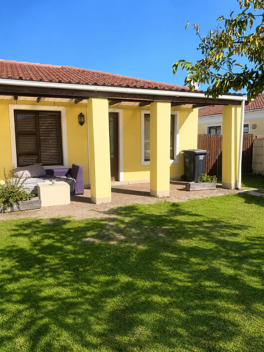 3 Bedroom Property for Sale in Stellendale Western Cape